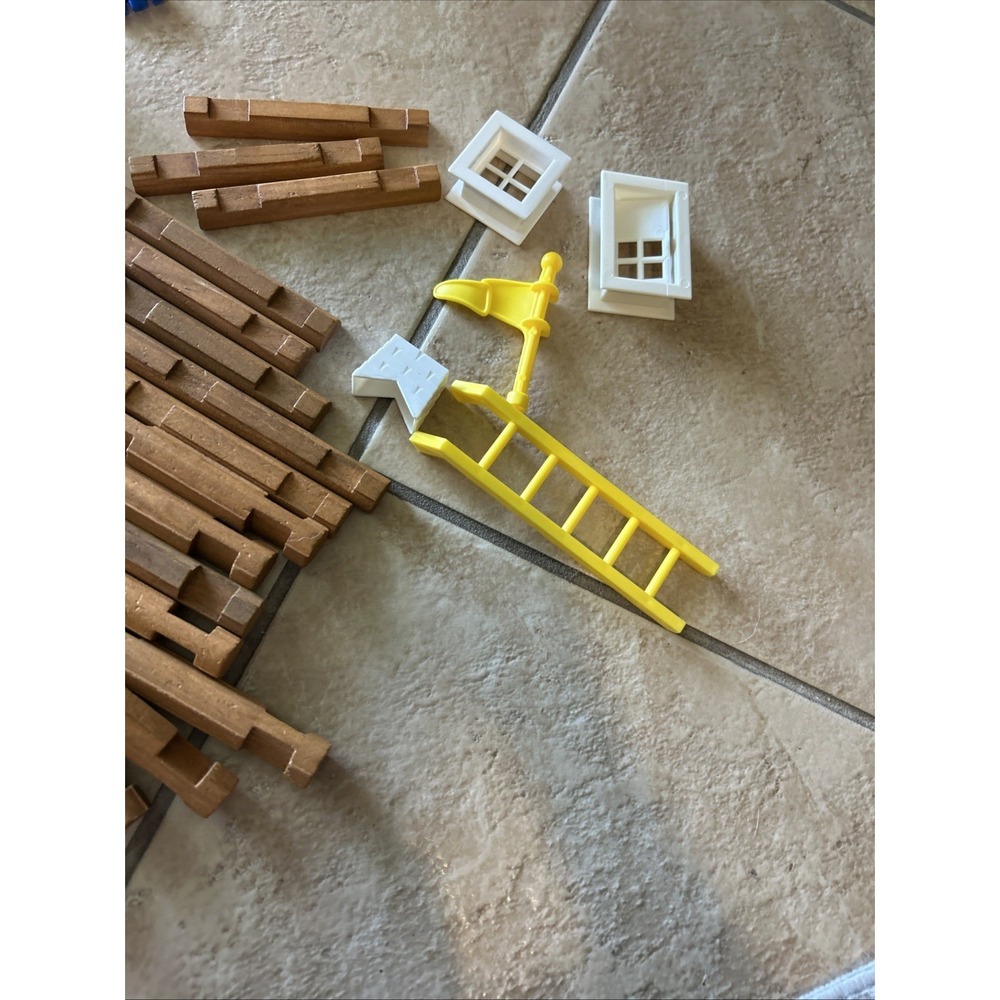 Lincoln Logs White River Ranch Incomplete set. - Picture 7 of 10